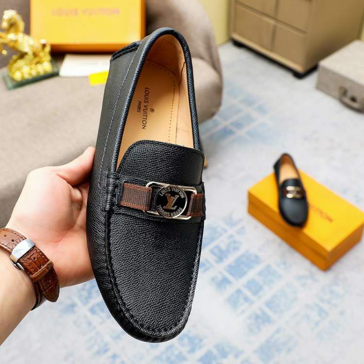 Picture of Louis Vuitton Shoes _SKULVsz38-44mnf031612009